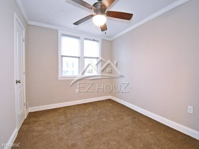Building Photo - 2921 Edgecombe Cir N