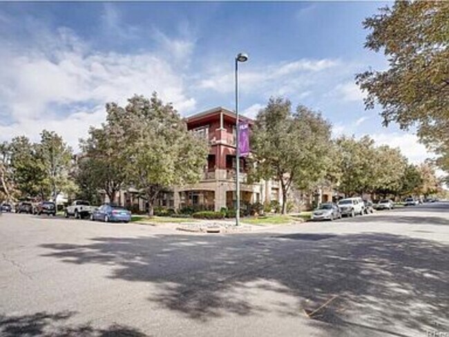 Foto del edificio - 2100 N Humboldt St