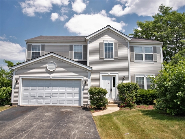 Primary Photo - 1801 Thornapple Way