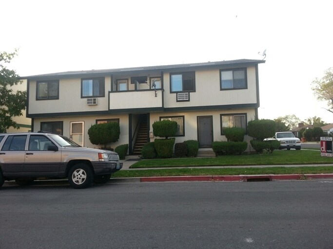 Building Photo - 540 Crampton St