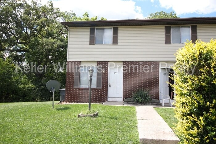Primary Photo - 2769 Walden Bluff Ct