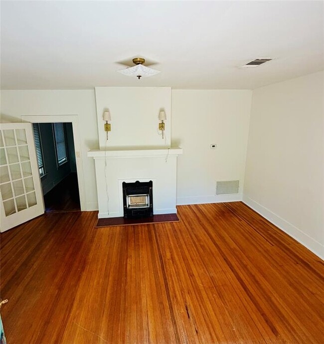 Foto del edificio - 3212 Oakmont Blvd