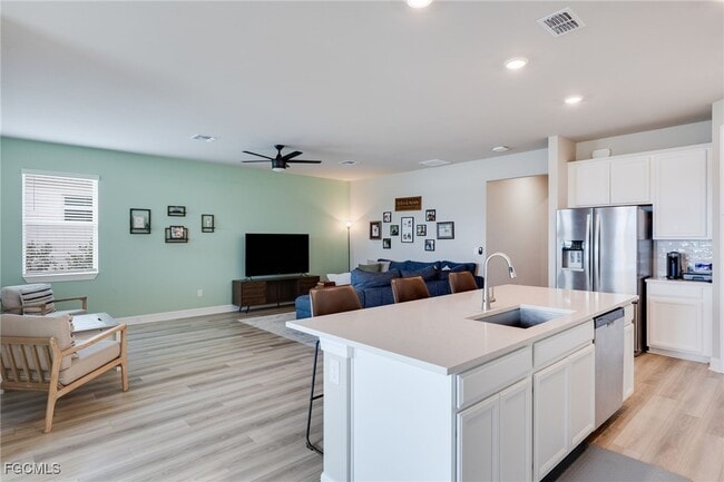 Foto del edificio - 44216 Saddlewood Ct