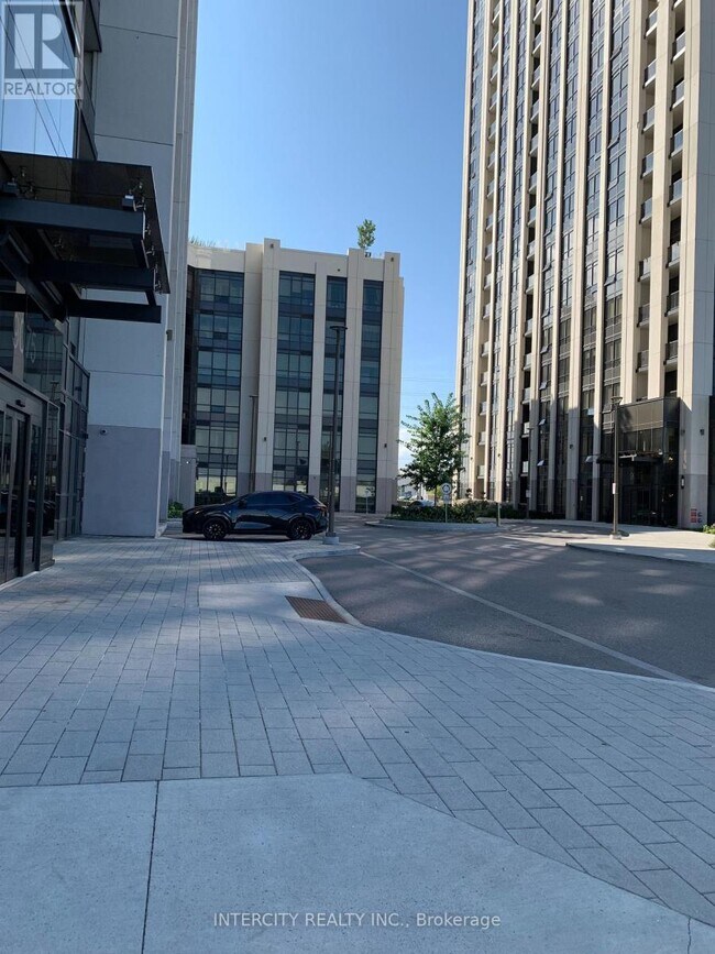 Photo du bâtiment - 9075-9075 Jane St