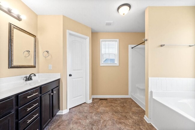 Building Photo - 2204 Allen-Griffey Rd