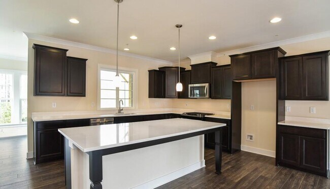 Foto del edificio - 881 Stone Crest Rd NE