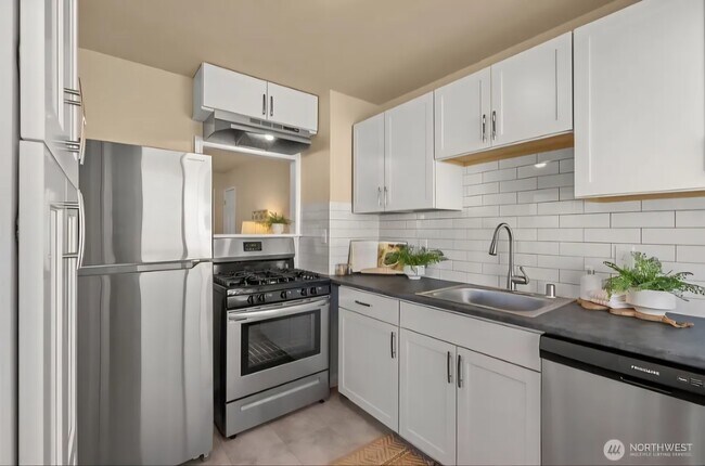 Foto del edificio - 3734 S Ainsworth Ave