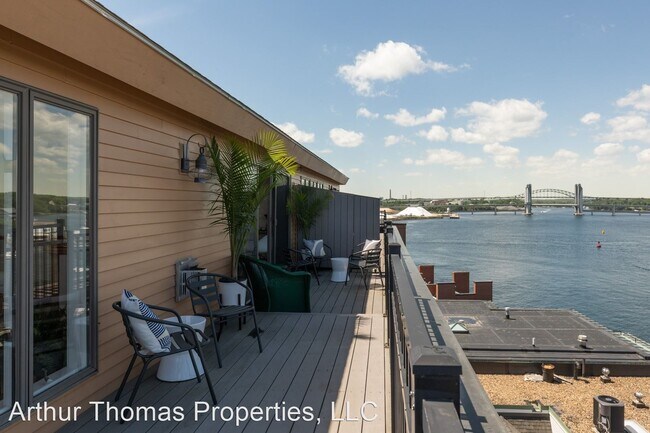 Foto del edificio - 2 br, 2.5 bath House - 121 Bow St. Unit A2