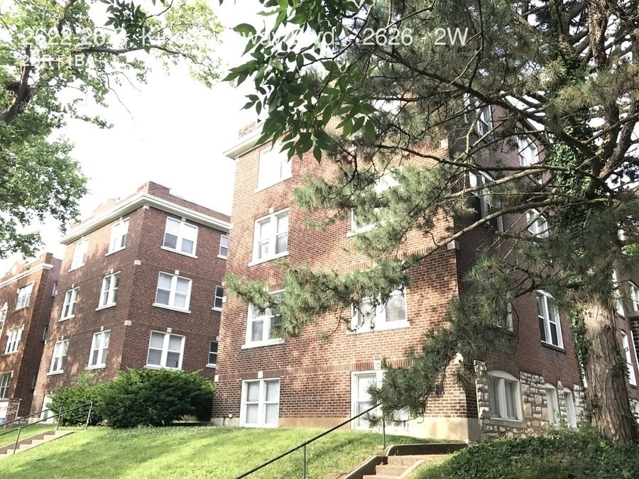 2622 S Kingshighway Blvd Unit 2W, Saint Louis, MO 63139 Room for Rent