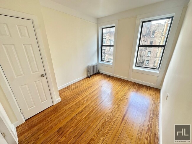 Building Photo - East 12th Street