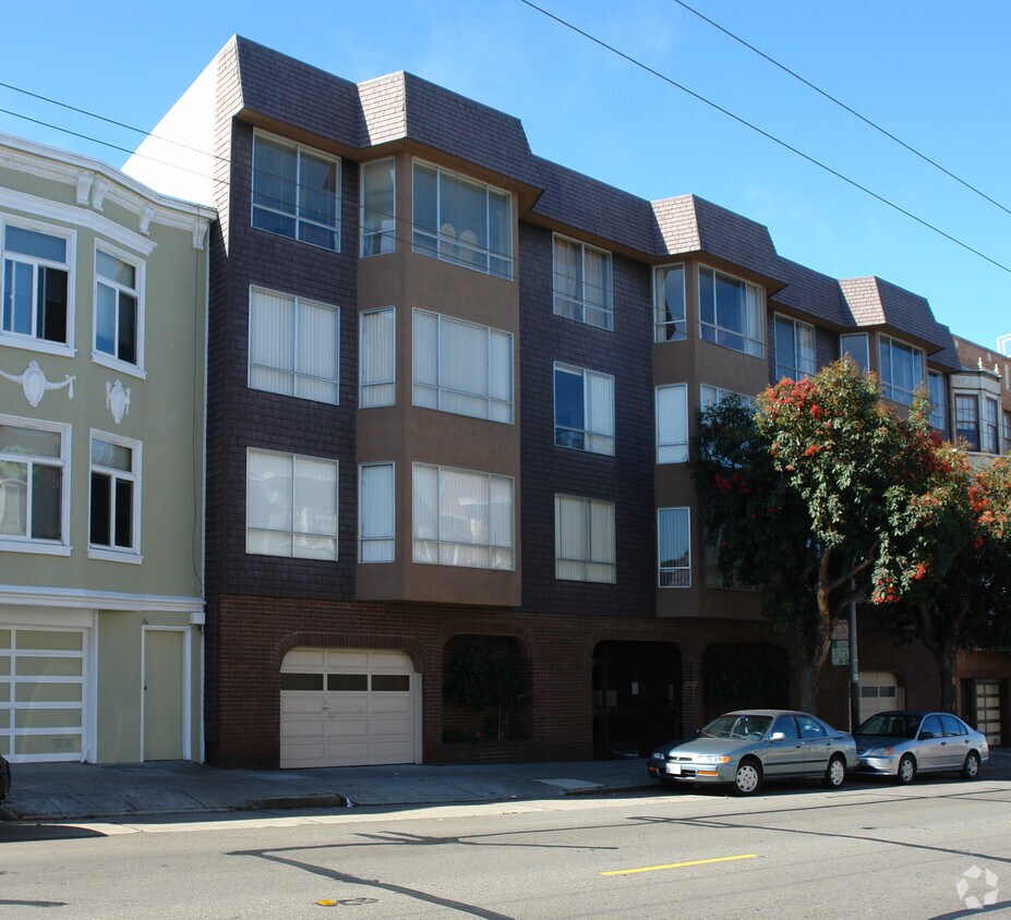 Building Photo - 1535 Chestnut St