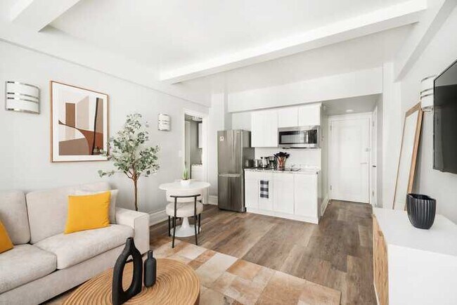 Building Photo - 73-608 New 1BR 1Bth UWS Doorman Gym