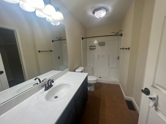 Building Photo - Coming soon! 3 Bedroom 2 full bath Twin La...