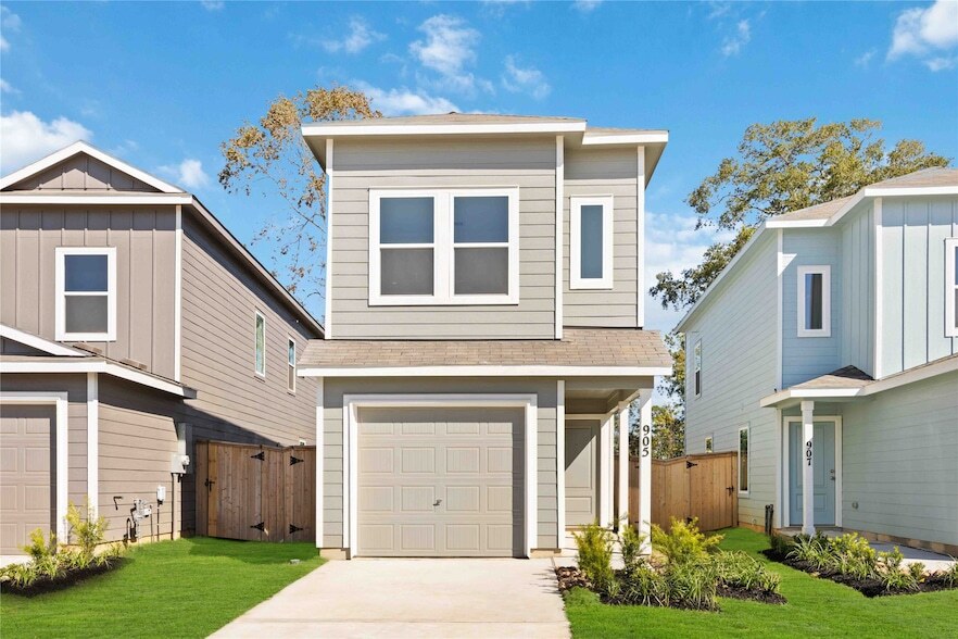 Foto principal - 905 Pertuso Ln