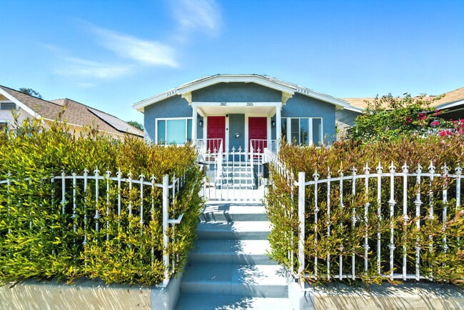 Photo - 3305 W 27th St House