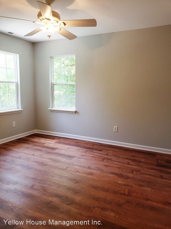Foto del edificio - 4 br, 2 bath House - 4918 Old Meares Rd