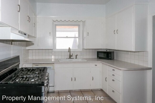 Foto del edificio - 4 br, 2 bath House - 333 E. Roosevelt Avenue