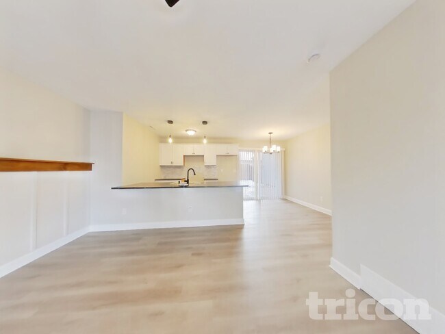 Foto del edificio - 4249 Deerfield Hills Rd