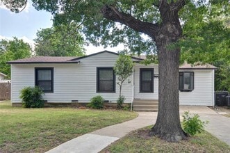 Building Photo - 3629 W Gambrell St