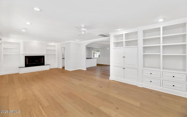 Foto del edificio - 4621 N 43rd St