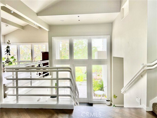 Foto del edificio - 31561 Pepperwood Ln