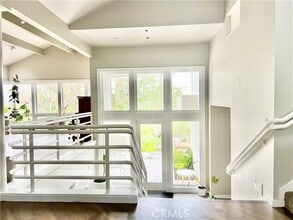 Building Photo - 31561 Pepperwood Ln