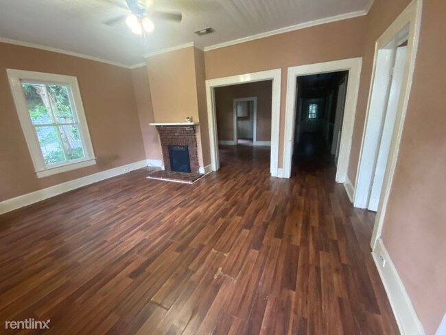 Building Photo - 3 br, 2 bath House - 204 Grady St