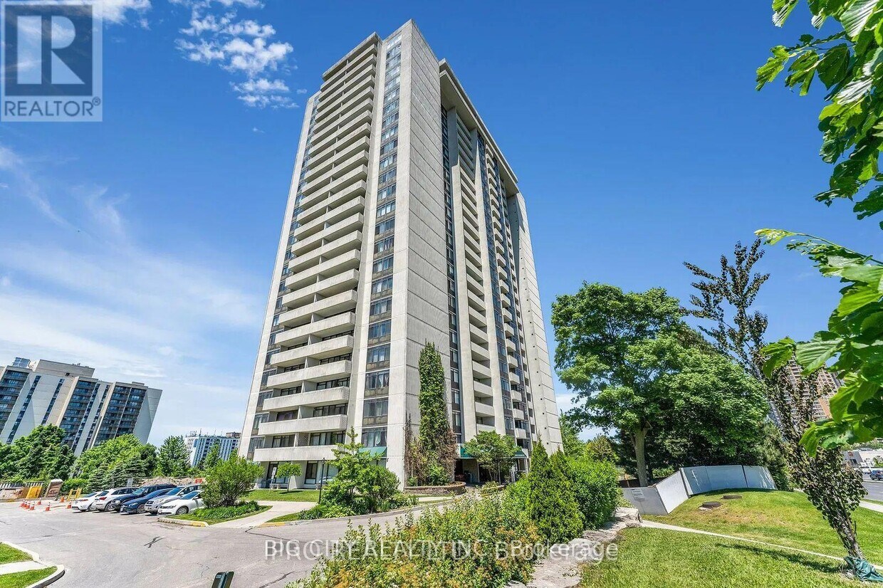 Primary Photo - 3300-3300 Don Mills Rd