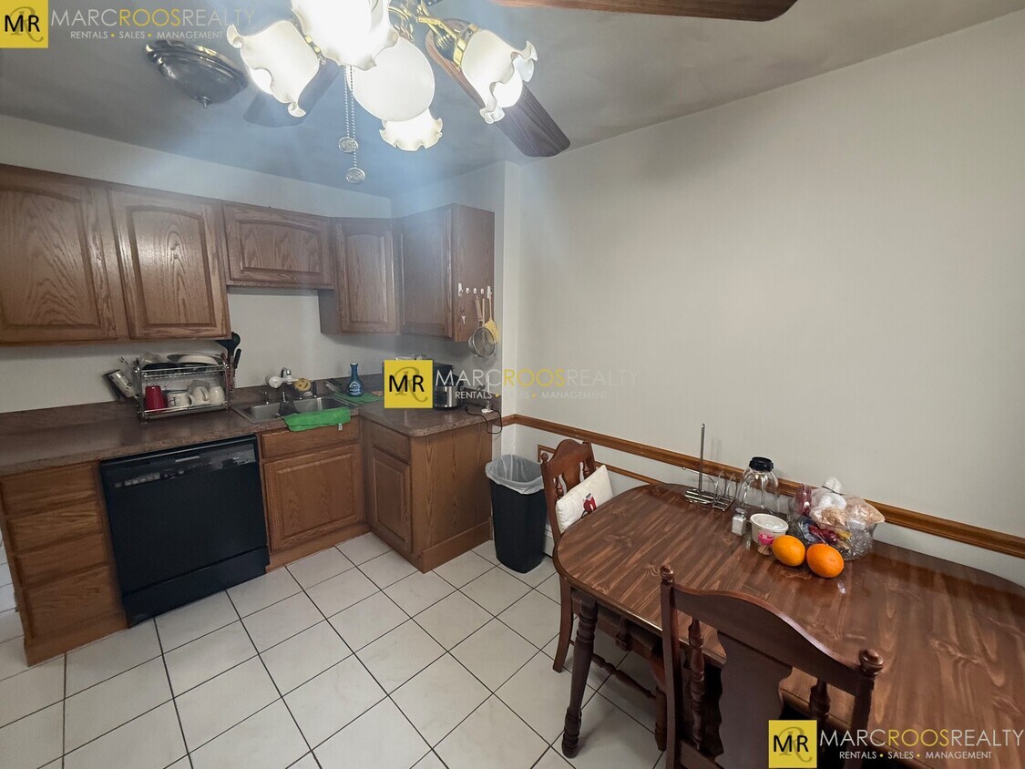 Foto principal - 148 Saratoga St