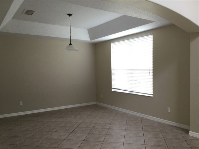 Building Photo - 2859 Sweetspire Circle