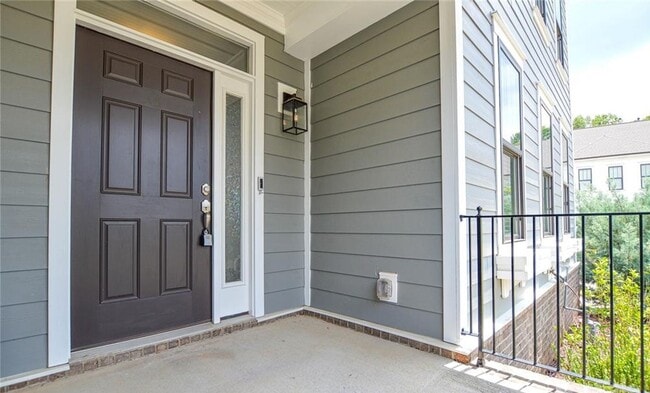Foto del edificio - Charming 3BR/2.5BA Townhome located in Cab...