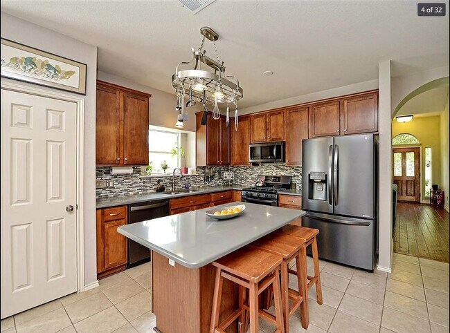 Building Photo - 2600 Campfield Pkwy
