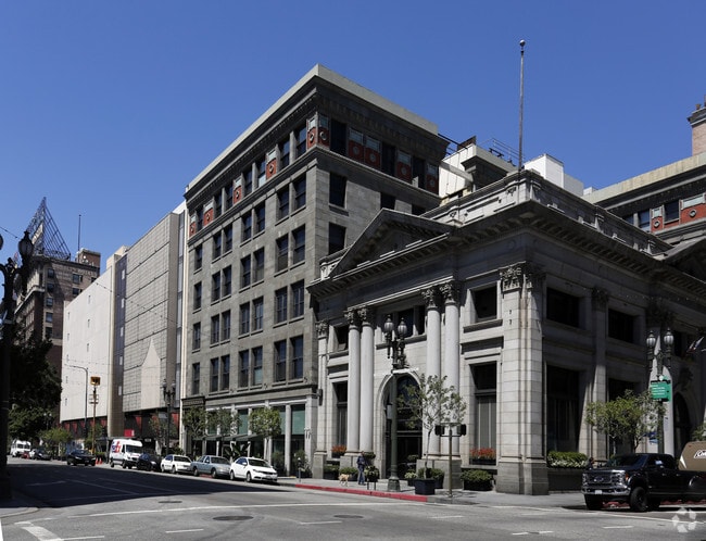 Building Photo - Hellman Lofts