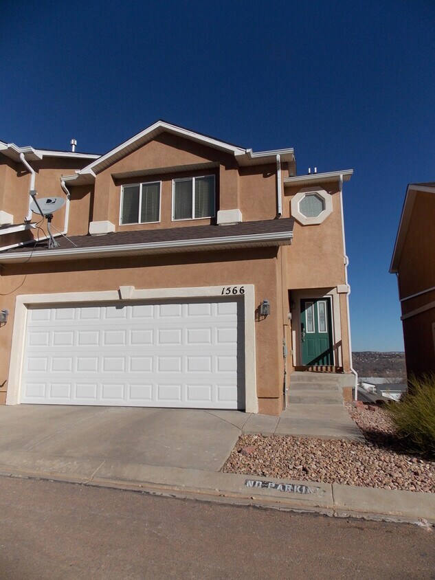 Foto principal - Westside condo with views!