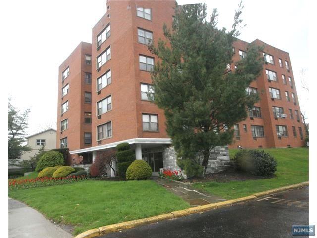 Foto principal - 1541 Lemoine Ave