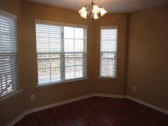 Foto del edificio - 3467 English Oaks Dr NW