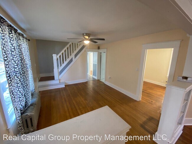 Building Photo - 4 br, 1 bath House - 215 5th St