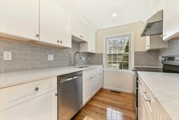 Foto del edificio - 134 Ashcroft St