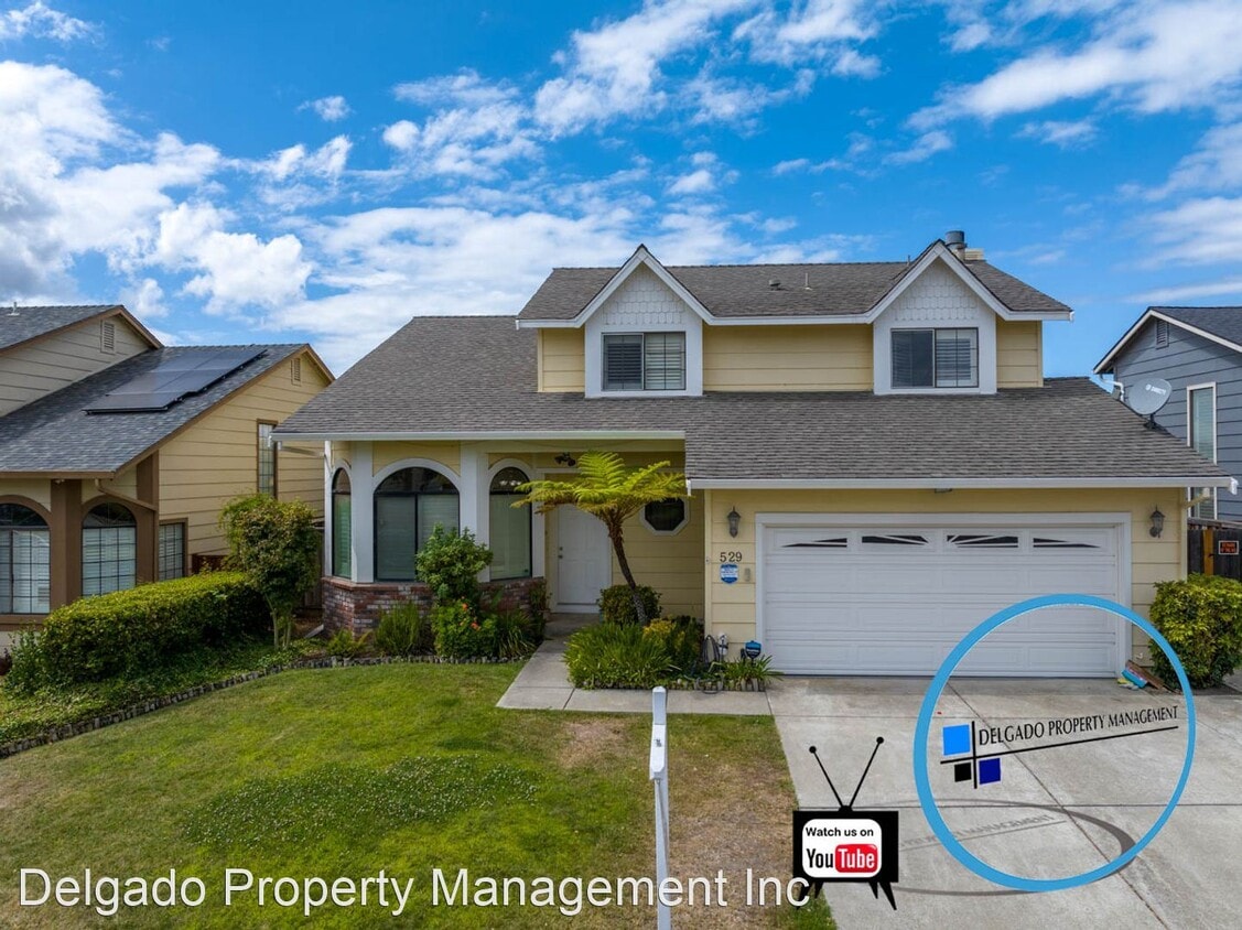 Foto principal - 4 br, 2.5 bath House - 529 North Regatta D...