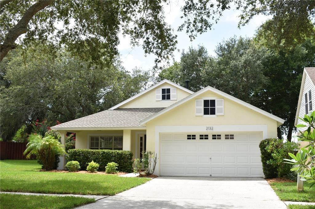 Foto principal - 2132 Brandon Park Cir