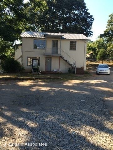 Primary Photo - 1332 Barry St