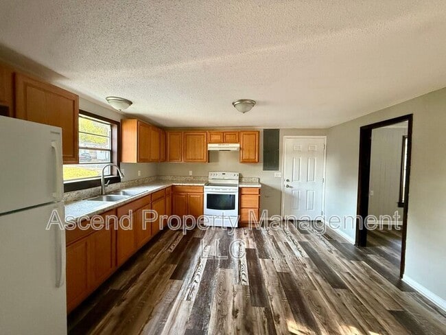 Foto del edificio - 4749 Rexway Ln