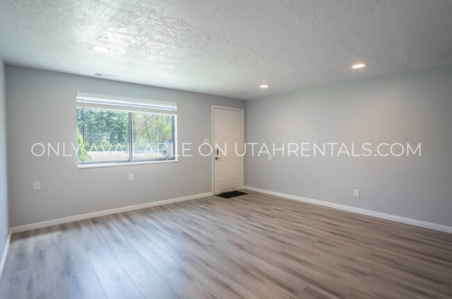Building Photo - 1434 Lancelot Dr