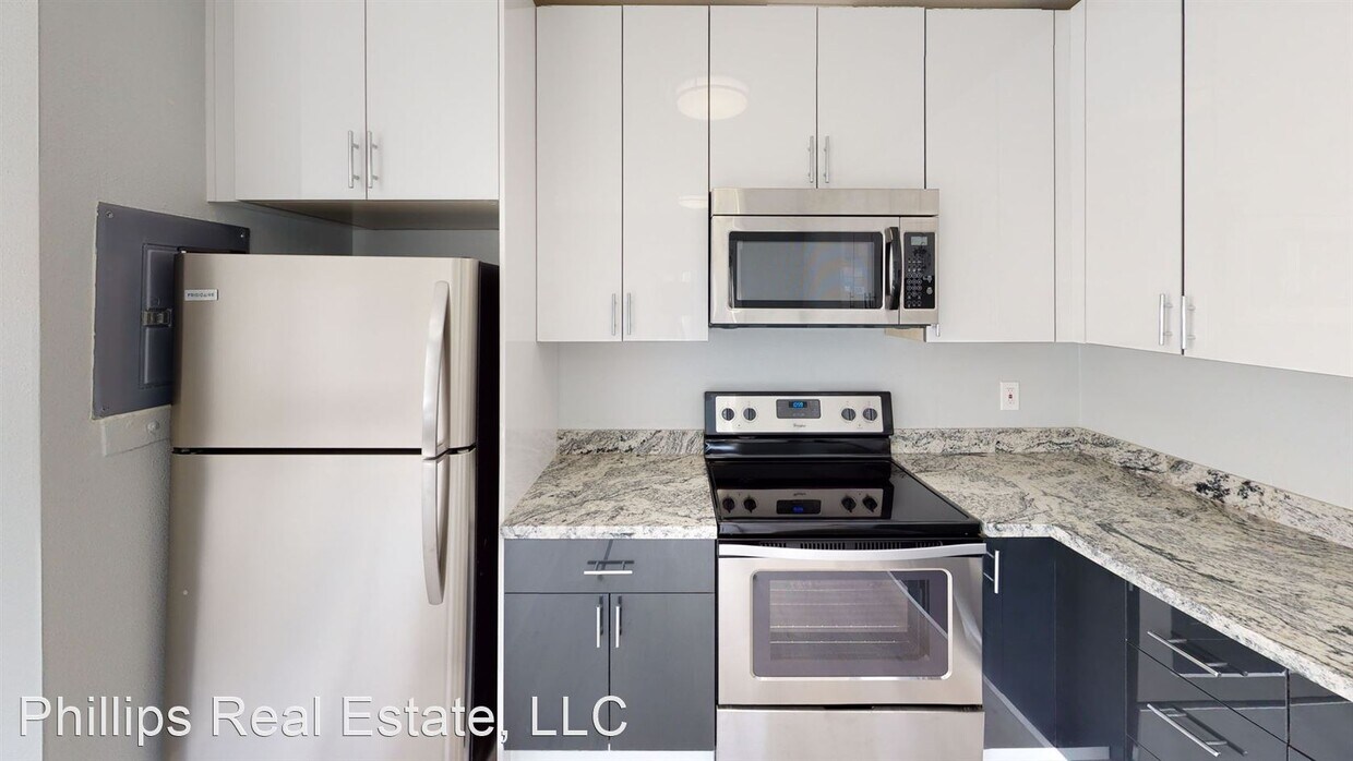 Foto principal - 111-117 Lake St S