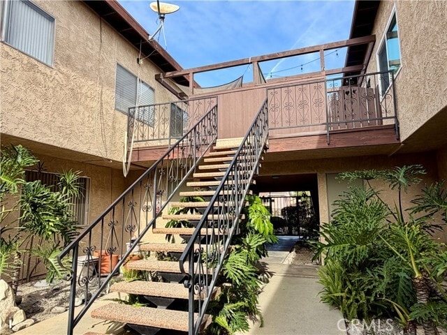 Foto del edificio - 1114 W 163rd St