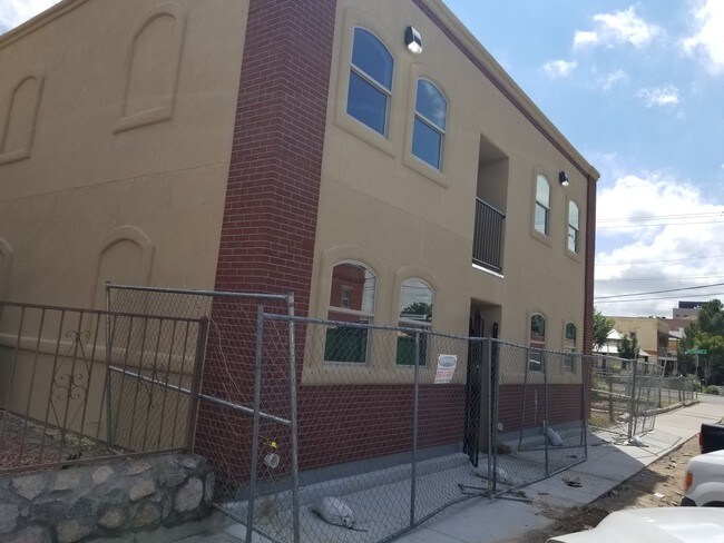 Foto del edificio - 1108 Myrtle Ave