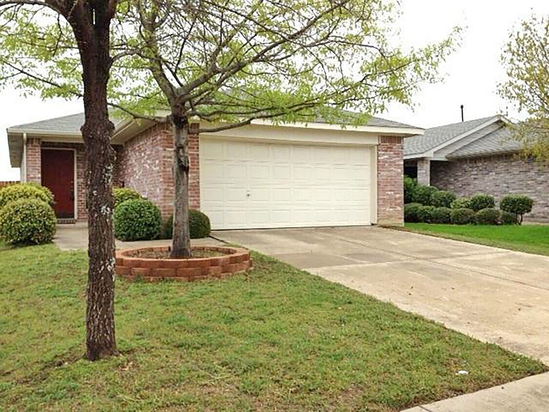 Great 3 Bdrm 2 Bath Home in North Denton Tx - Great 3 Bdrm 2 Bath Home in North Denton Tx