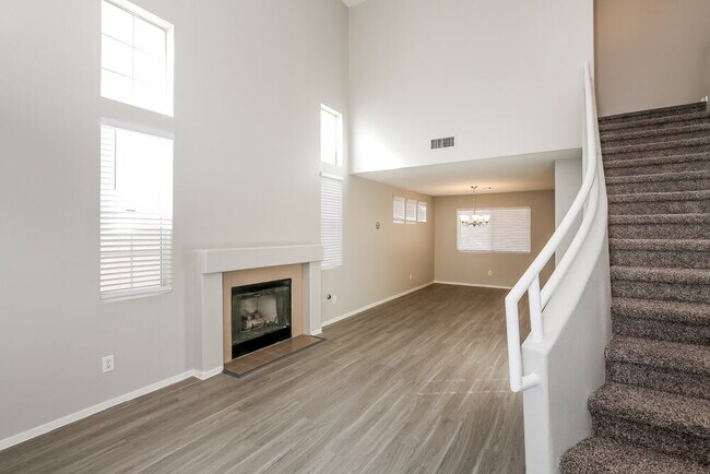 Building Photo - 1812 Quartet Dr
