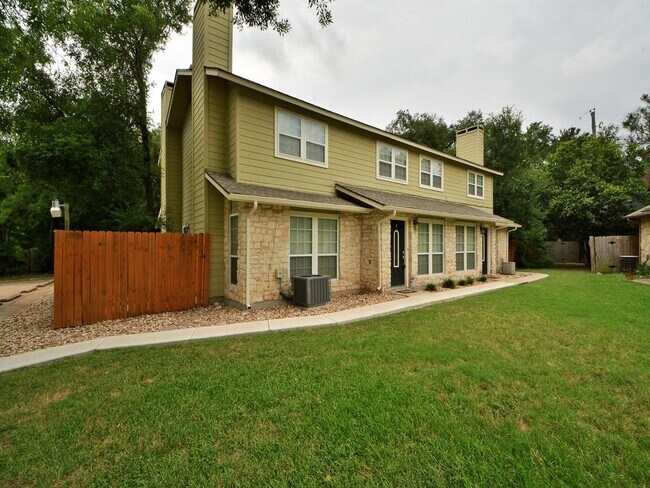 Building Photo - 1501 Allen Rd