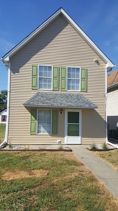 Quaint Porch - Elm Grove Apartments
